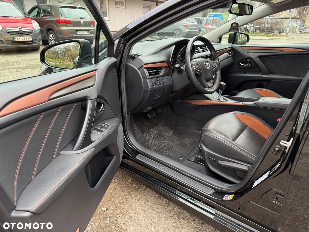 Toyota Avensis 2.0 Multidrive S Executive - 15