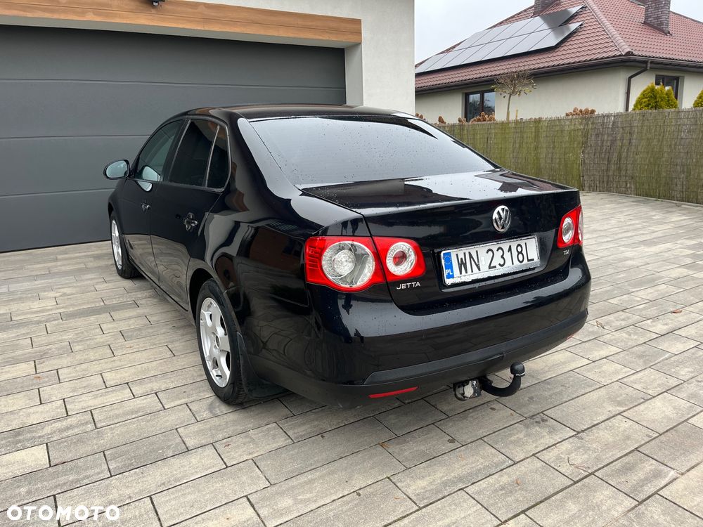 Volkswagen Jetta 1.9 TDI Comfortline - 12
