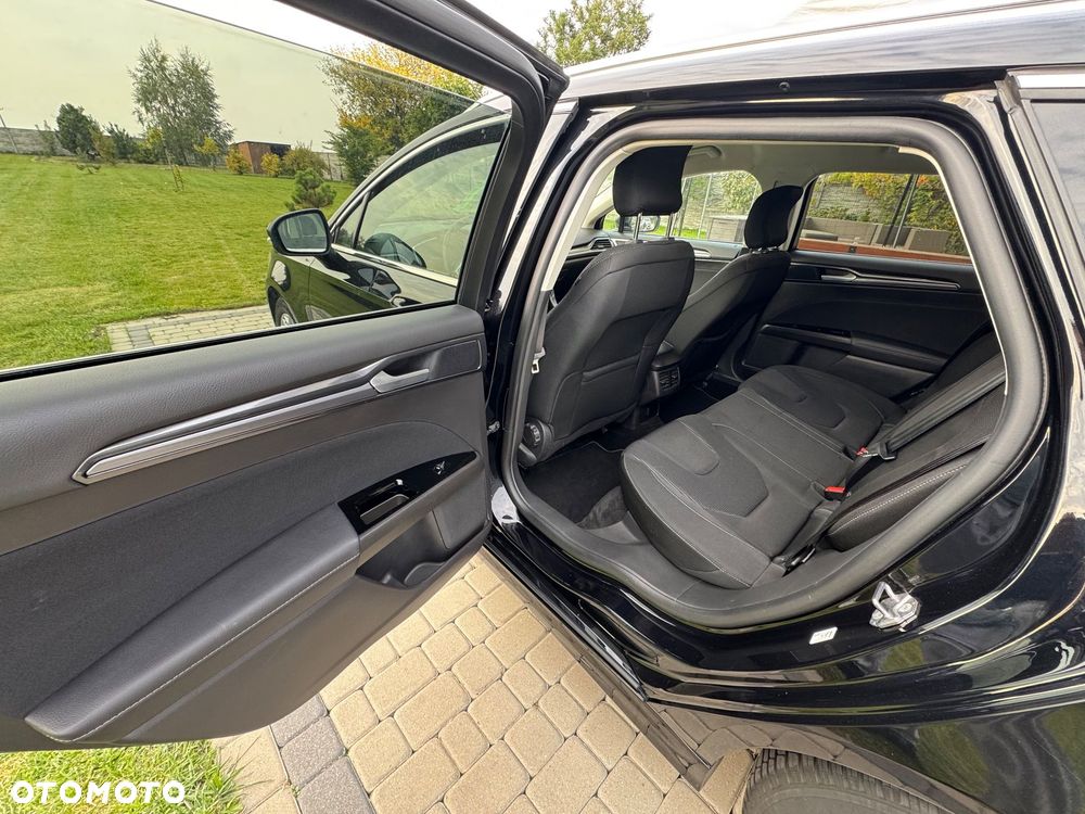 Ford Mondeo - 9