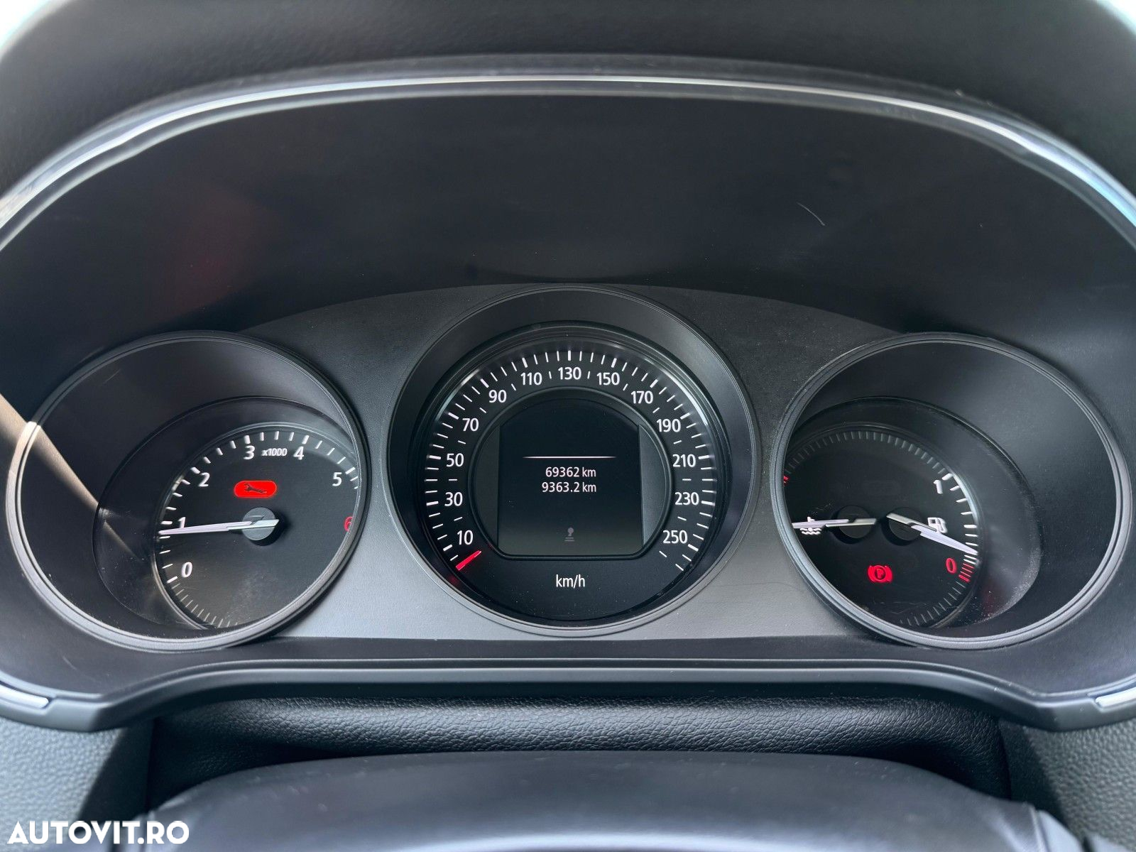 Renault Megane - 8