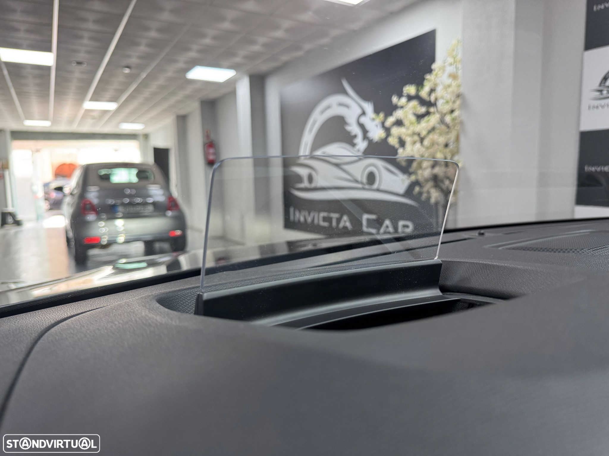 Citroën C4 PureTech 155 Stop&Start EAT8 SHINE - 45