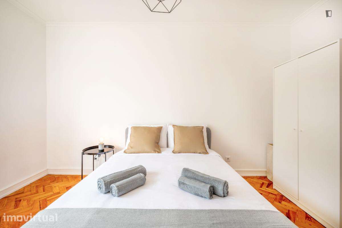 Quarto - localizado em Alameda Lisbon - Grande imagem: 5/20
