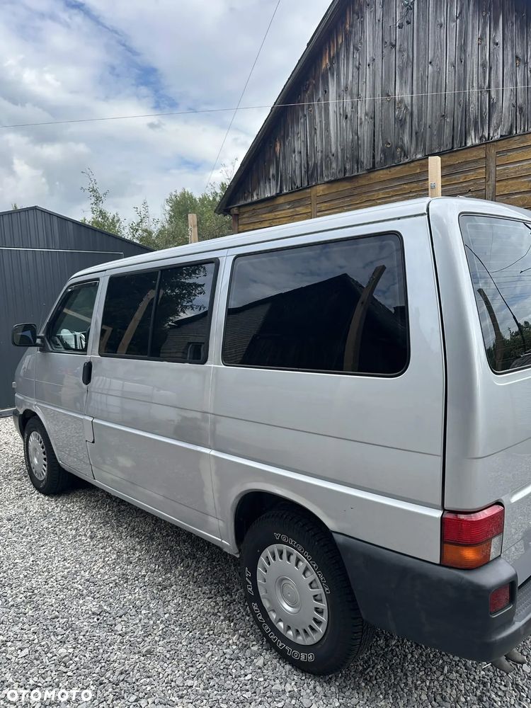 Volkswagen Transporter - 9