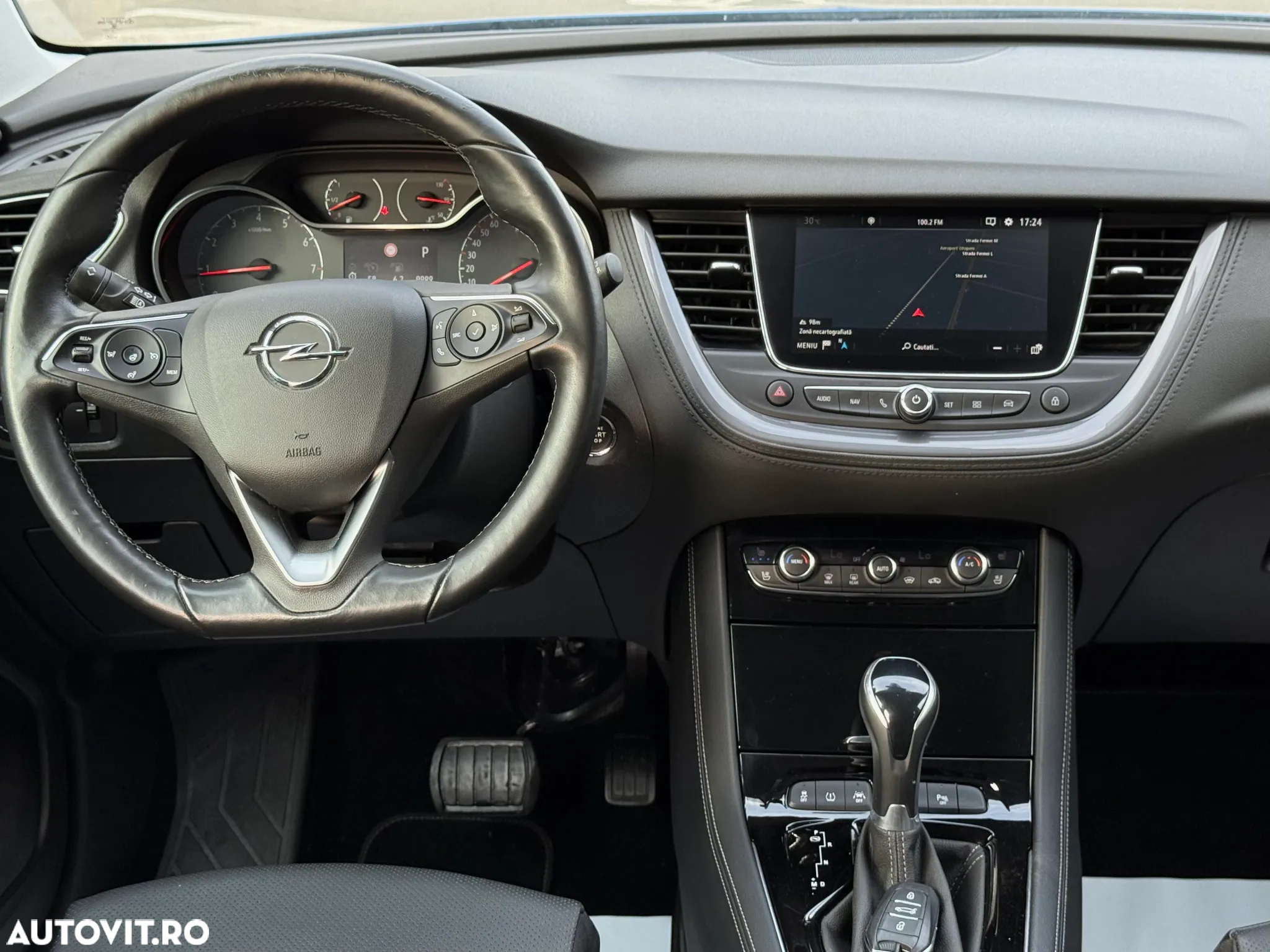 Opel Grandland X 2.0 START/STOP Aut. Ultimate - 6