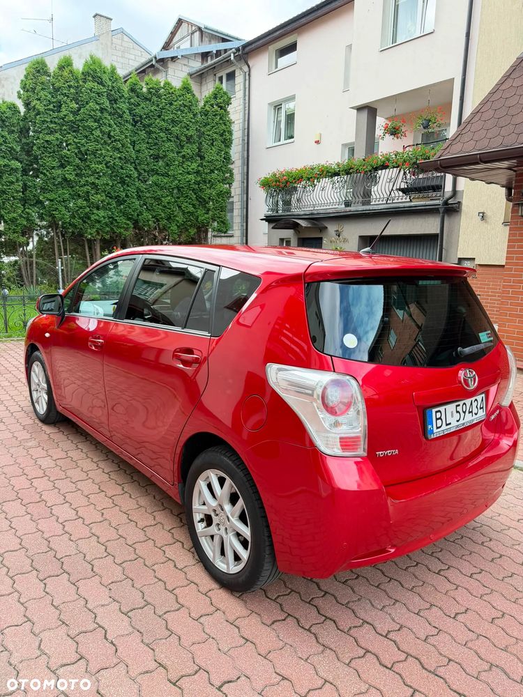 Toyota Verso 1.8 Prestige EU5 7os - 5