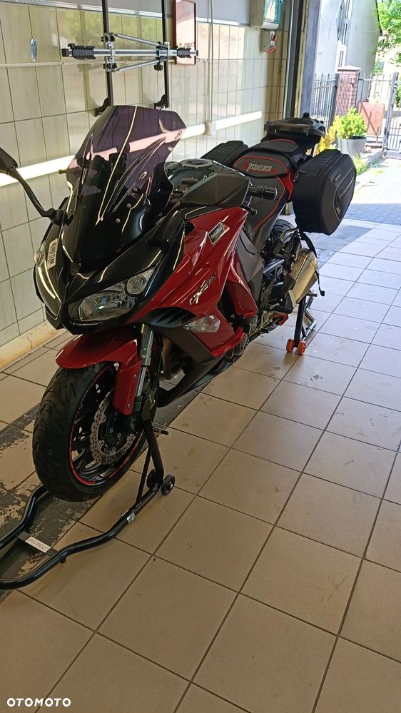 Kawasaki Ninja 1000 SX - 4
