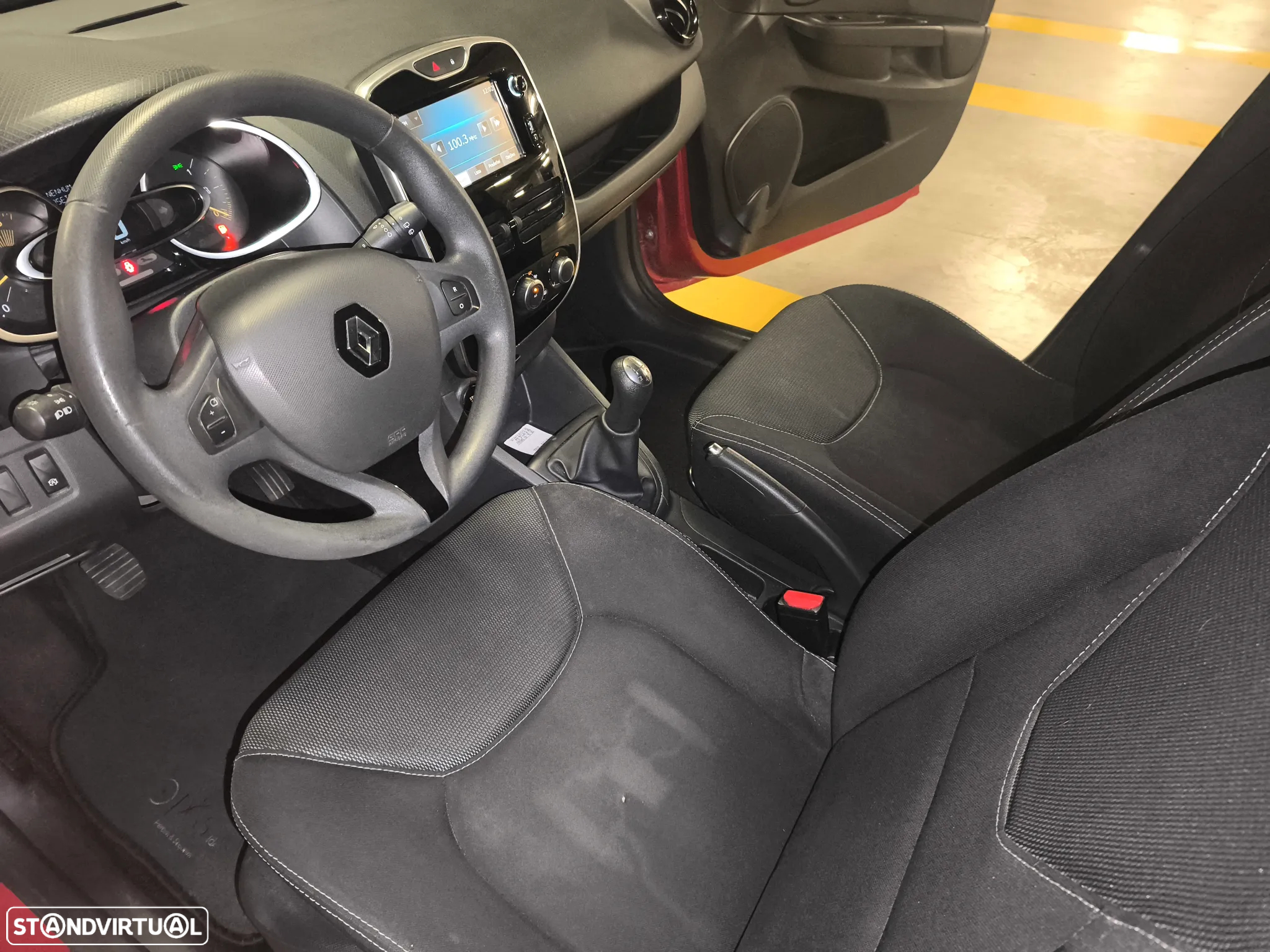 Renault Clio 1.5 dCi Dynamique S - 7