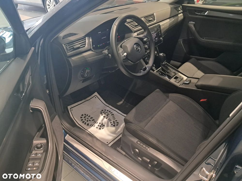 Skoda Superb 2.0 TDI SCR Style DSG - 11