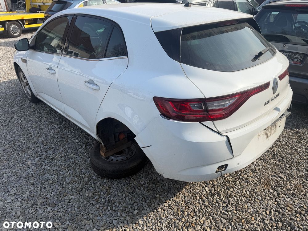 Renault Megane BLUE dCi 115 GT LINE - 3