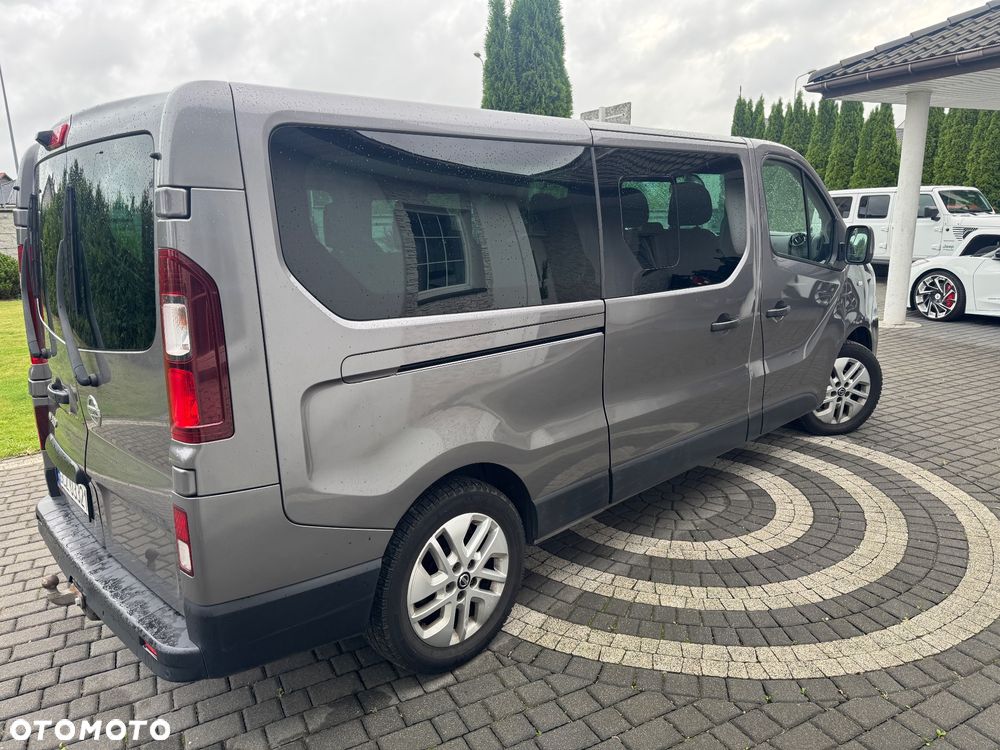 Renault Trafic Grand 2.0 dCi EDC - 10