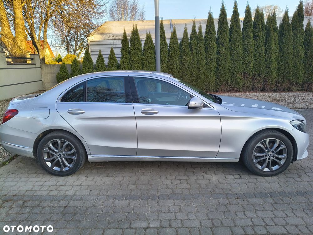 Mercedes-Benz Klasa C 180 7G-TRONIC - 4