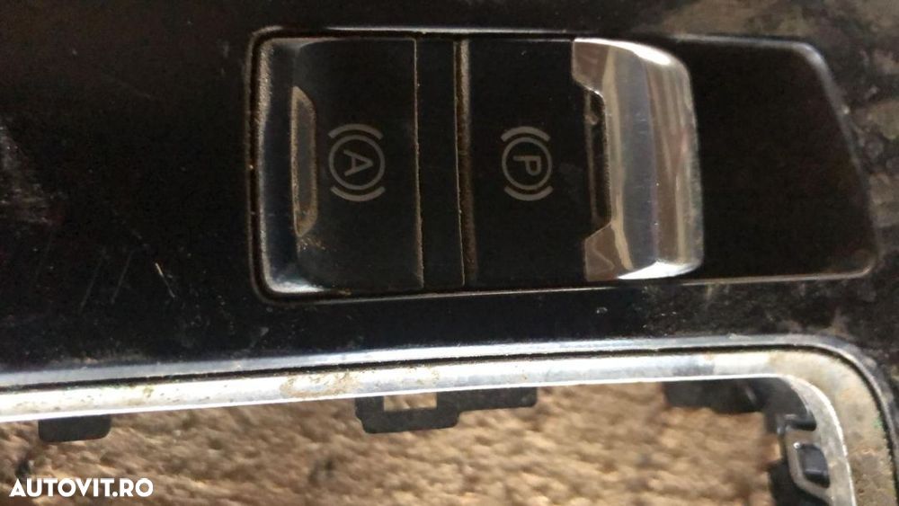 buton parcare autohold audi a4 b8 2010