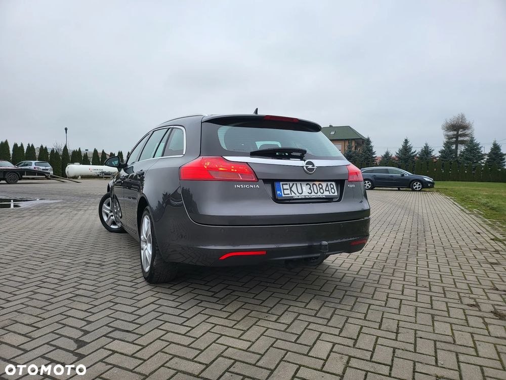 Opel Insignia - 11