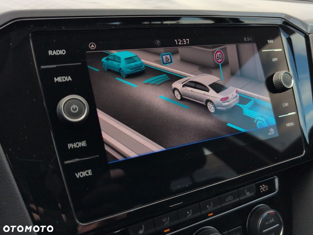 Volkswagen Passat 2.0 TSI Business DSG - 23