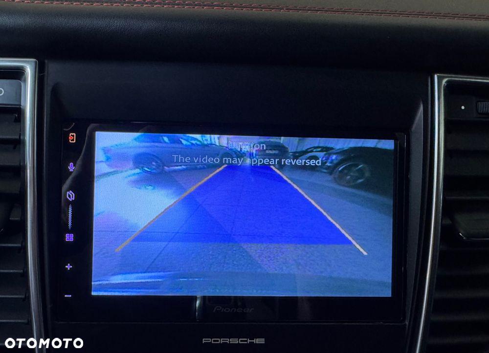 Porsche Panamera GTS - 27