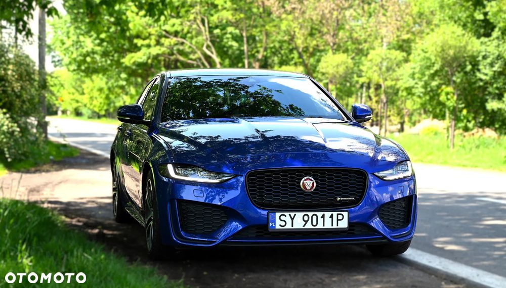 Jaguar XE - 9
