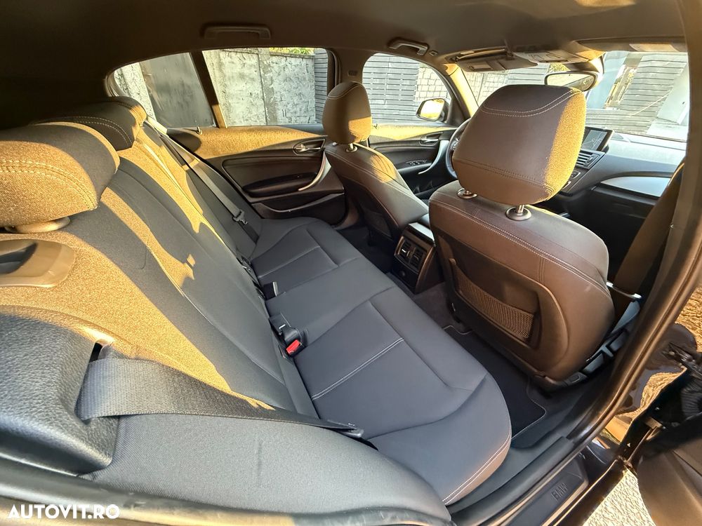 BMW Seria 1 118i Sport Line - 13