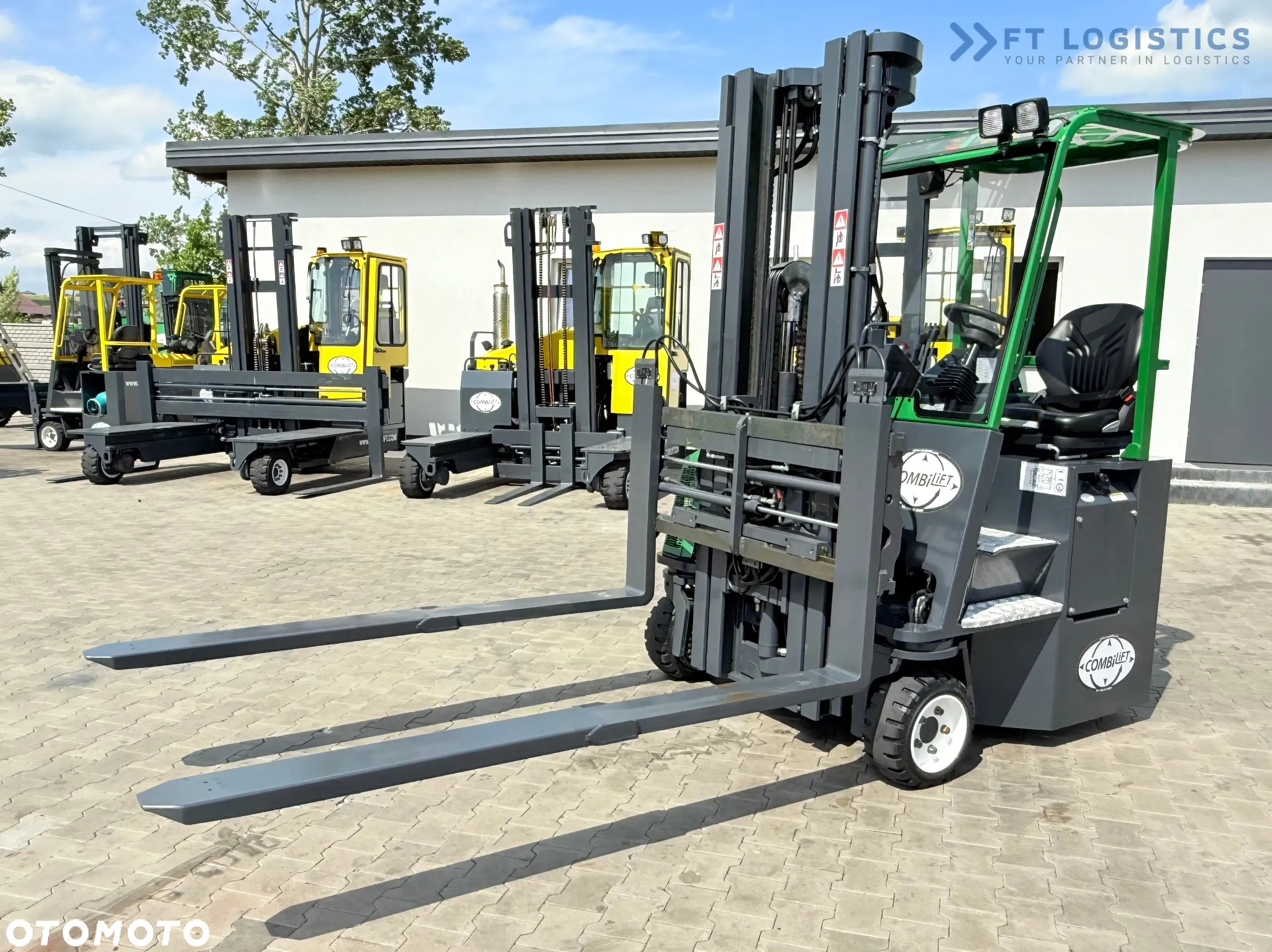 Combilift CB2500 / DIESEL / TRIPLEX / WYDŁY WYSUWNE / 5500MM / WOLNY SKOK / PRZESUW WIDEŁ / POZYCJONER / JAK NOWY - 19