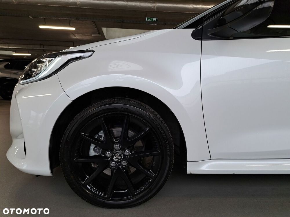 Toyota Yaris - 36