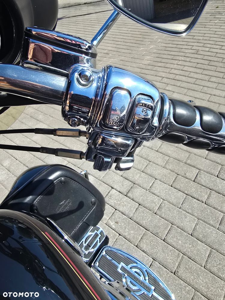 Harley-Davidson Tri Glide - 27