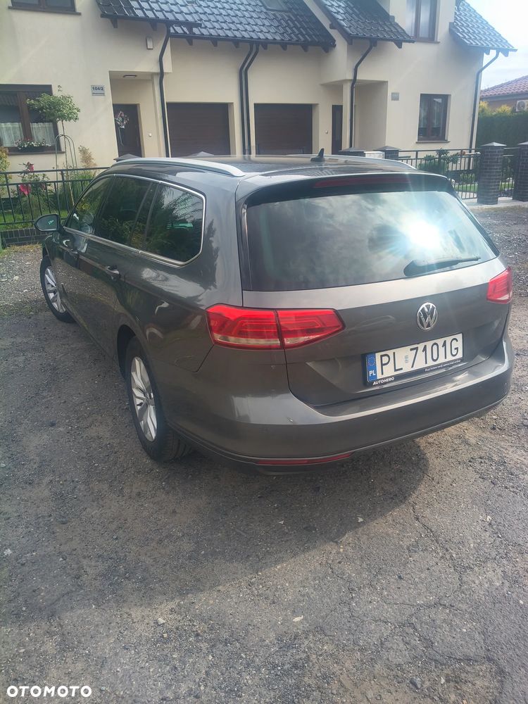 Volkswagen Passat 2.0 TDI BMT Comfortline - 8