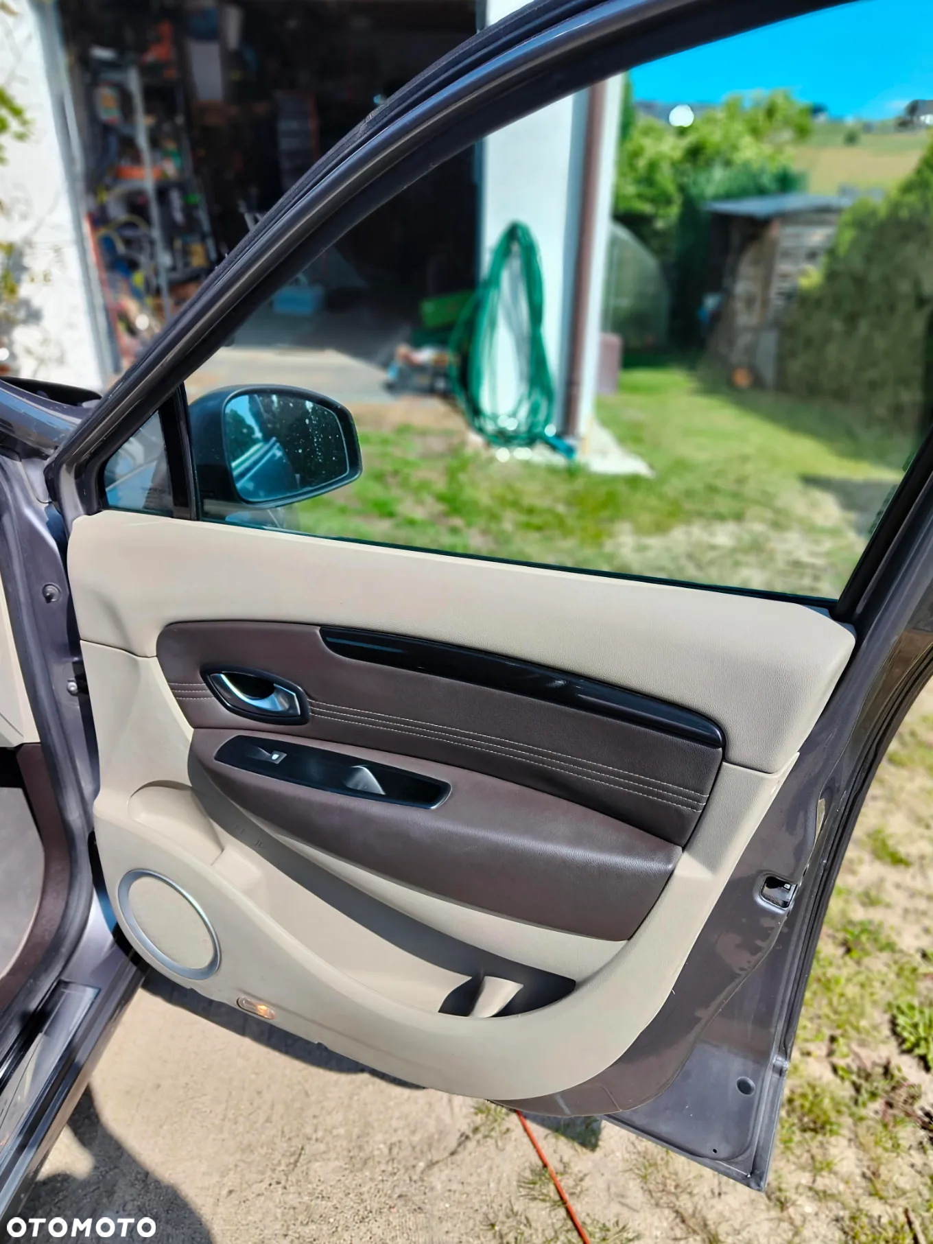 Renault Scenic 1.5 dCi Privilege - 21