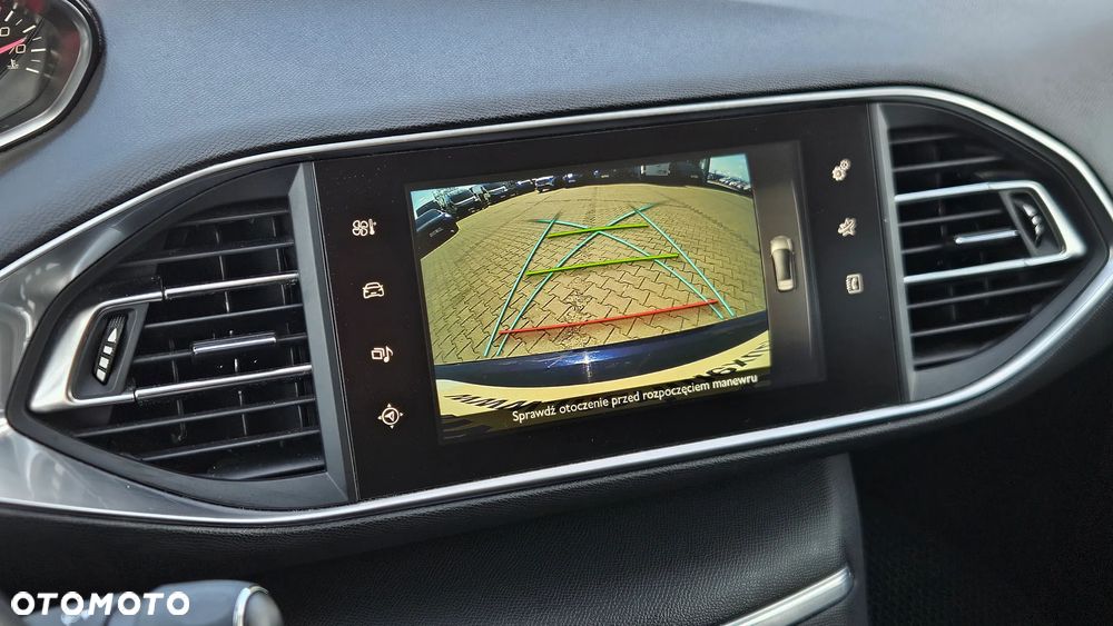 Peugeot 308 1.2 PureTech Allure S&S - 13