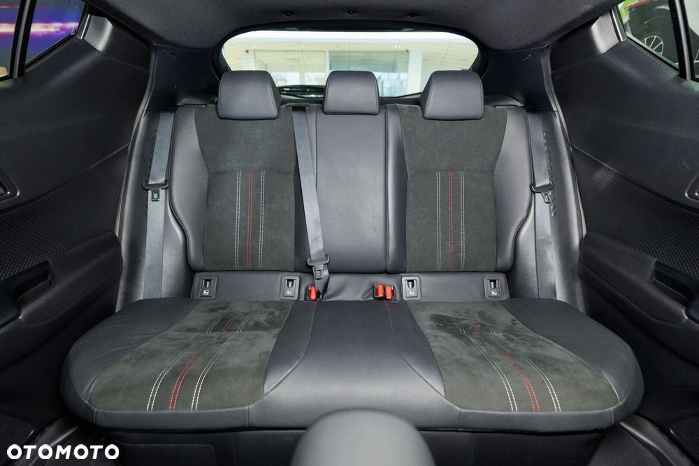 Toyota C-HR 2.0 Hybrid GR Sport - 21