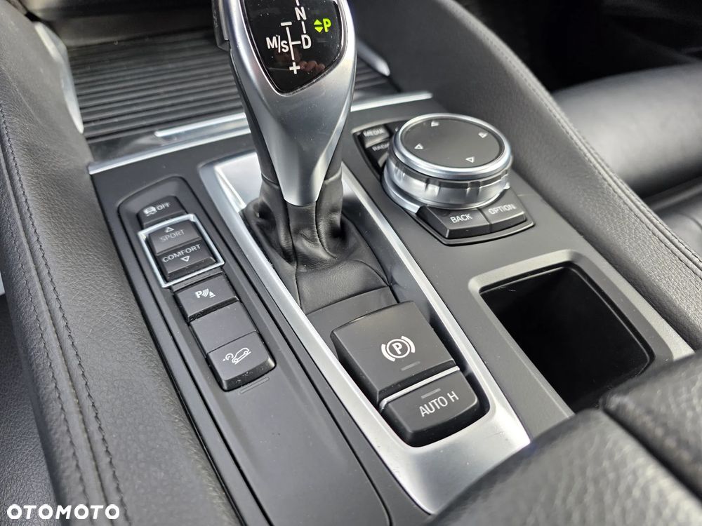 BMW X6 xDrive40d - 19
