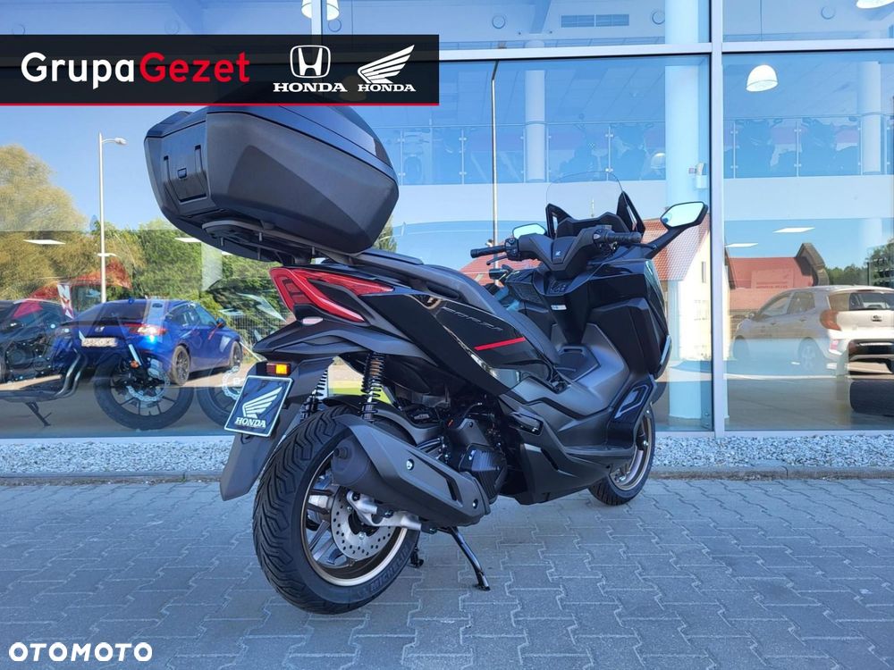 Honda NSS - 13
