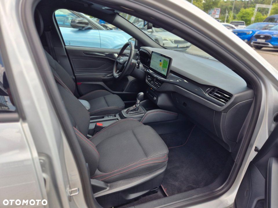 Ford Focus - 12