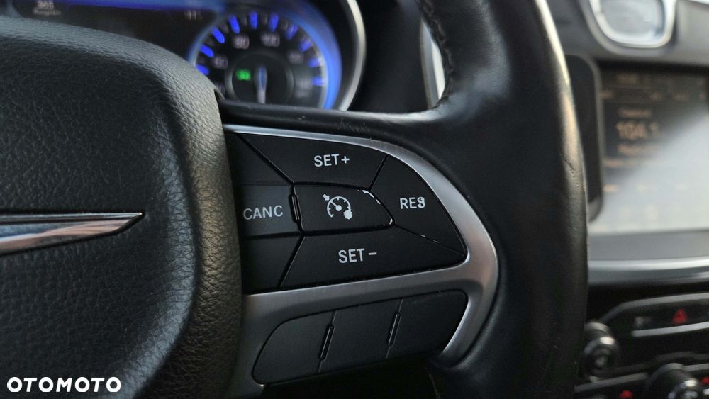 Chrysler 300C 3.5 V6 AWD - 21