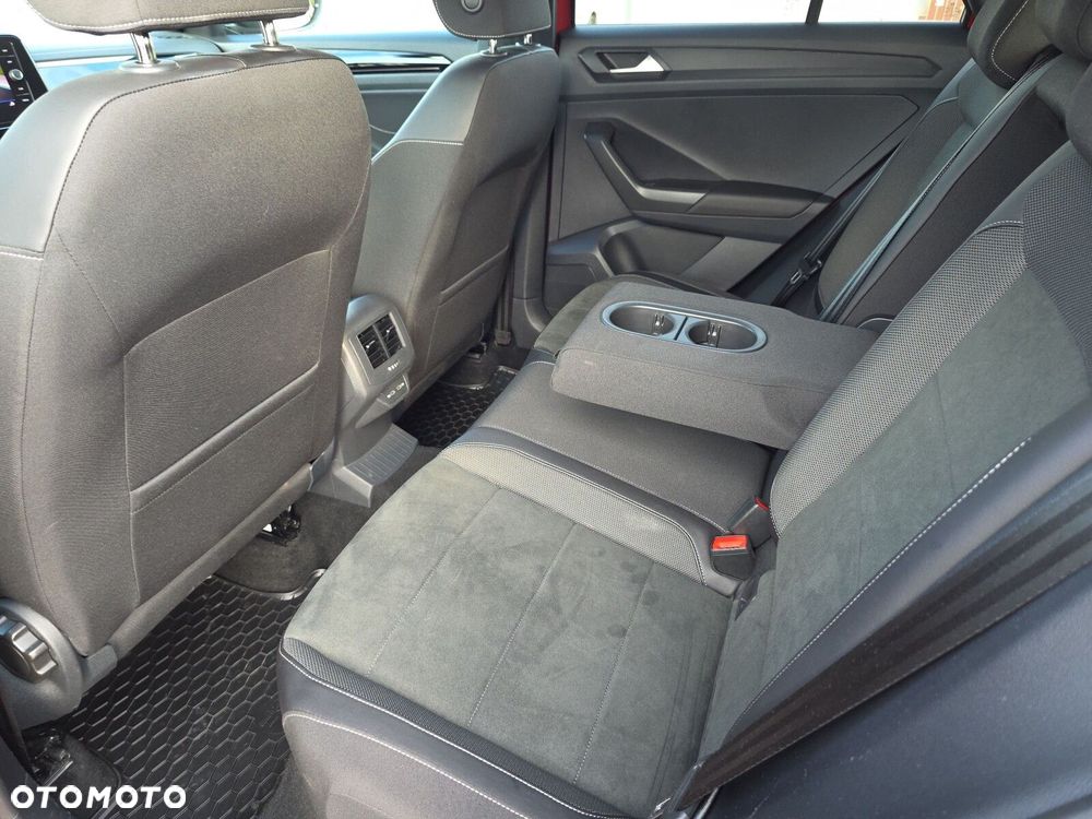 Volkswagen T-Roc 1.5 TSI Style DSG - 13