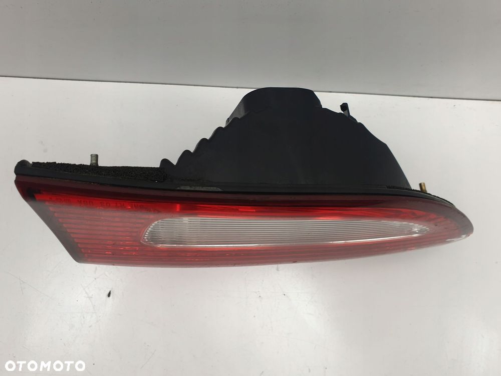 LAMPA Subaru Tribeca TYLNA W KLAPE PRAWA prawy tył - 3