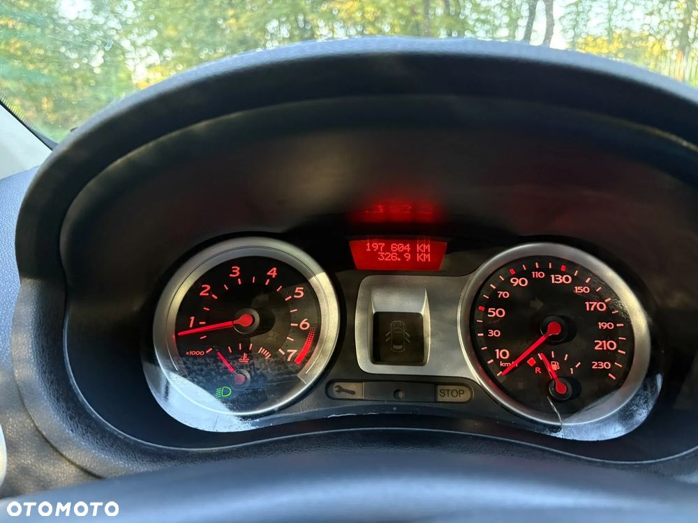 Renault Clio 1.6 16V Expression - 14