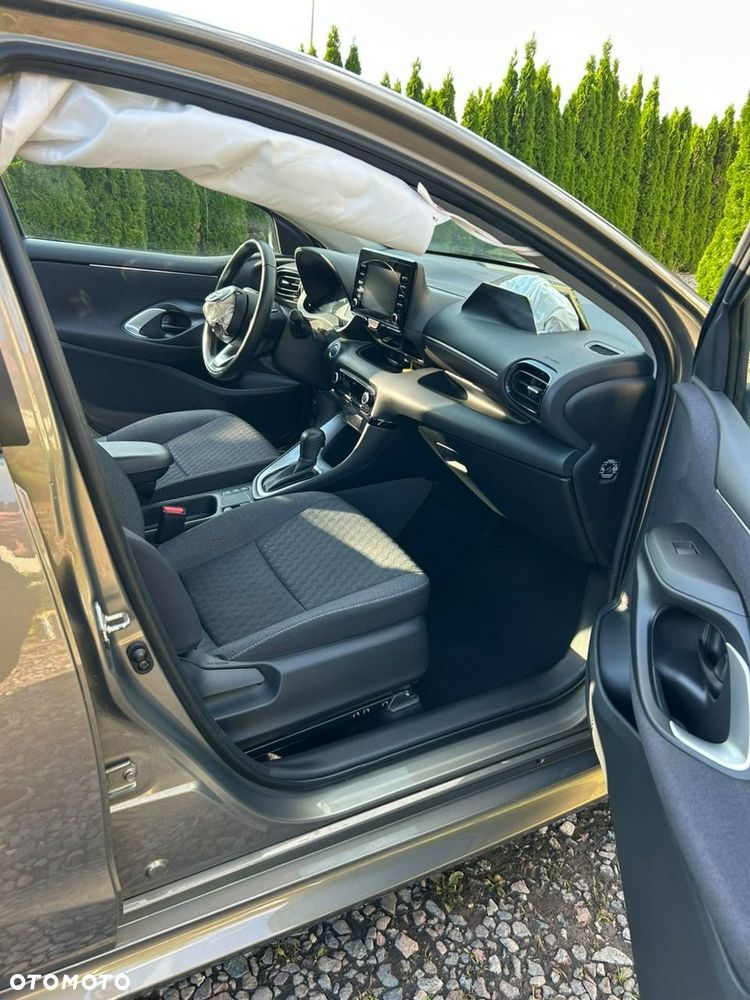Toyota Yaris - 6