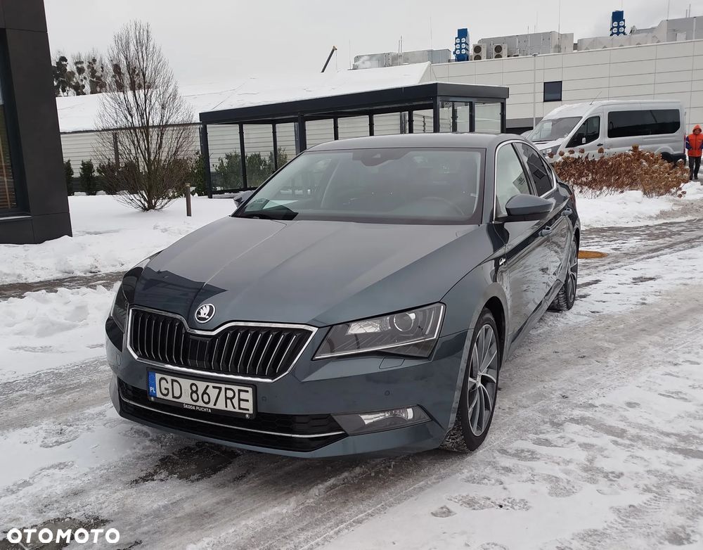 Skoda Superb 2.0 TDI 4x4 L&K DSG - 1