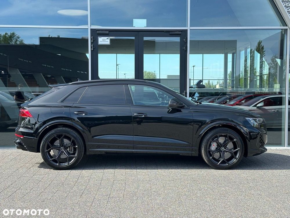 Audi RS Q8 - 5