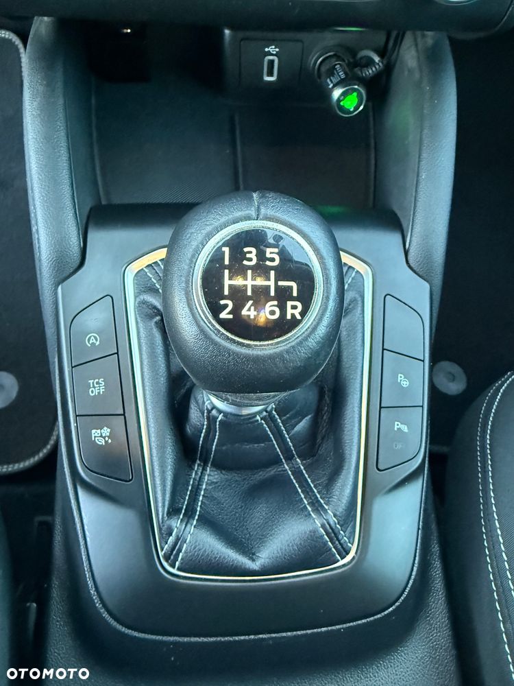 Ford Focus 1.0 EcoBoost Titanium - 11