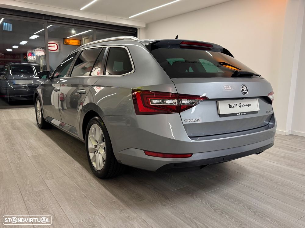 Skoda Superb Break 2.0 TDI Style DSG - 2