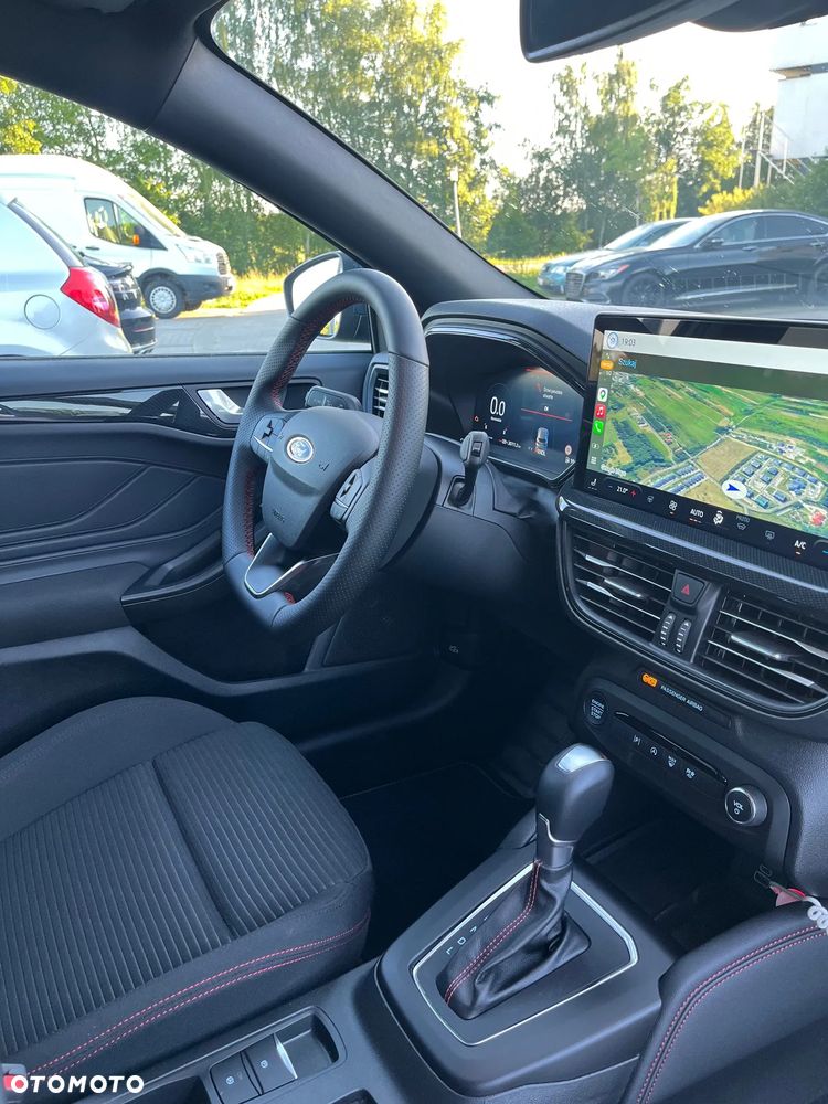 Ford Focus 1.0 EcoBoost mHEV ST-Line X - 10