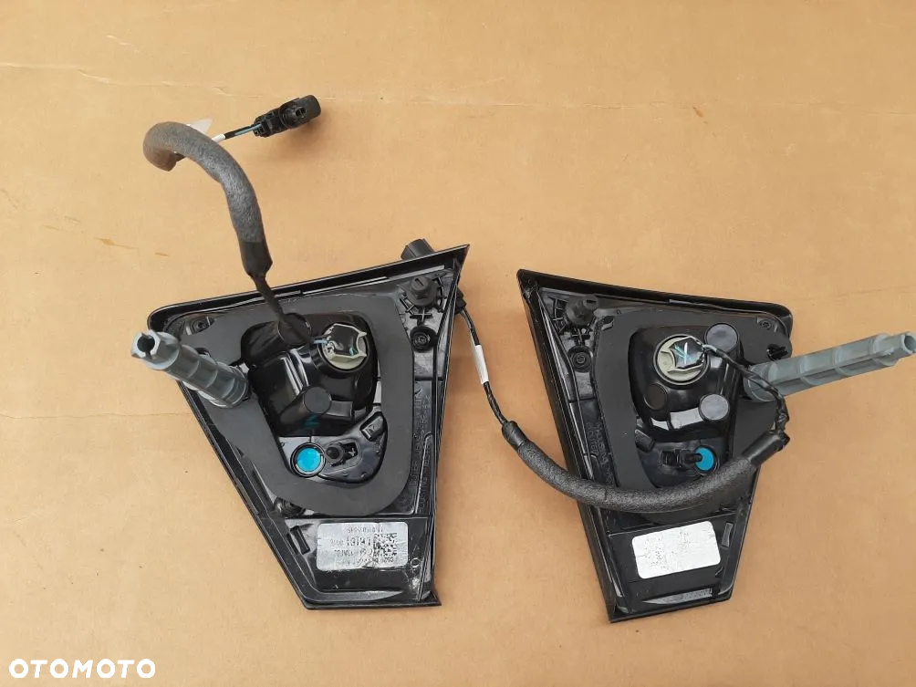 LAMPA PRAWA LEWA TYŁ FORD KUGA II LIFT - 2