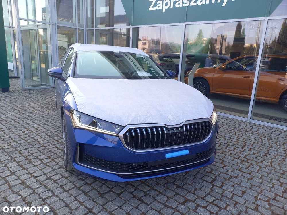 Skoda Superb 2.0 TDI SCR 4x4 L&K DSG - 2