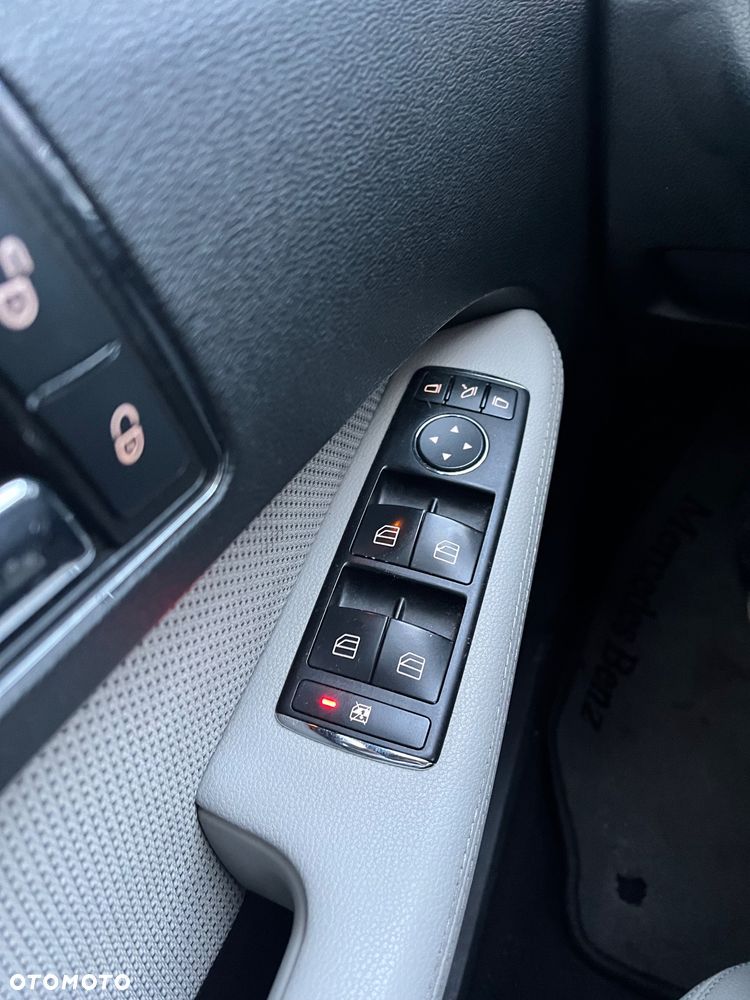 Mercedes-Benz Klasa E 250 CDI BlueEff Avantgarde - 10