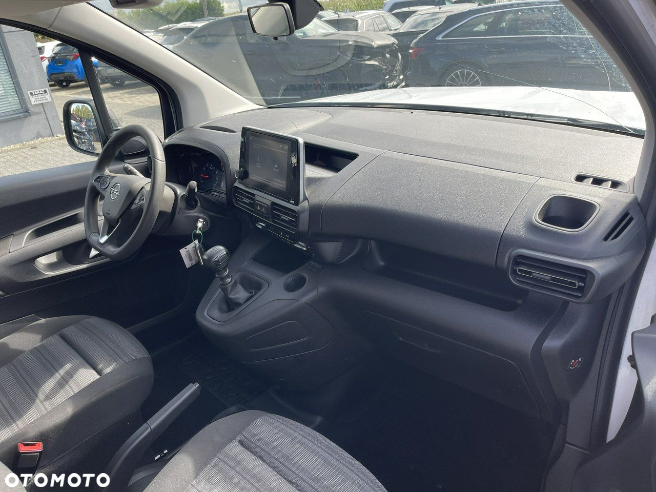 Opel Combo Life 1.2 Turbo Edition Plus S&S - 11