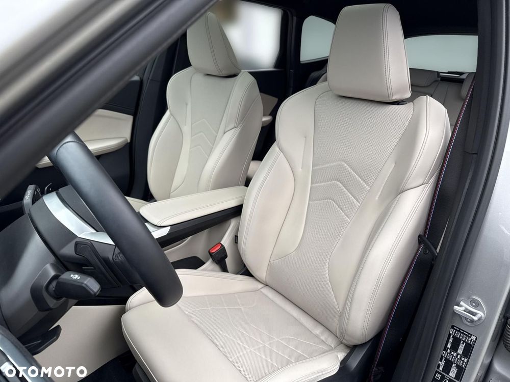 BMW X1 - 8