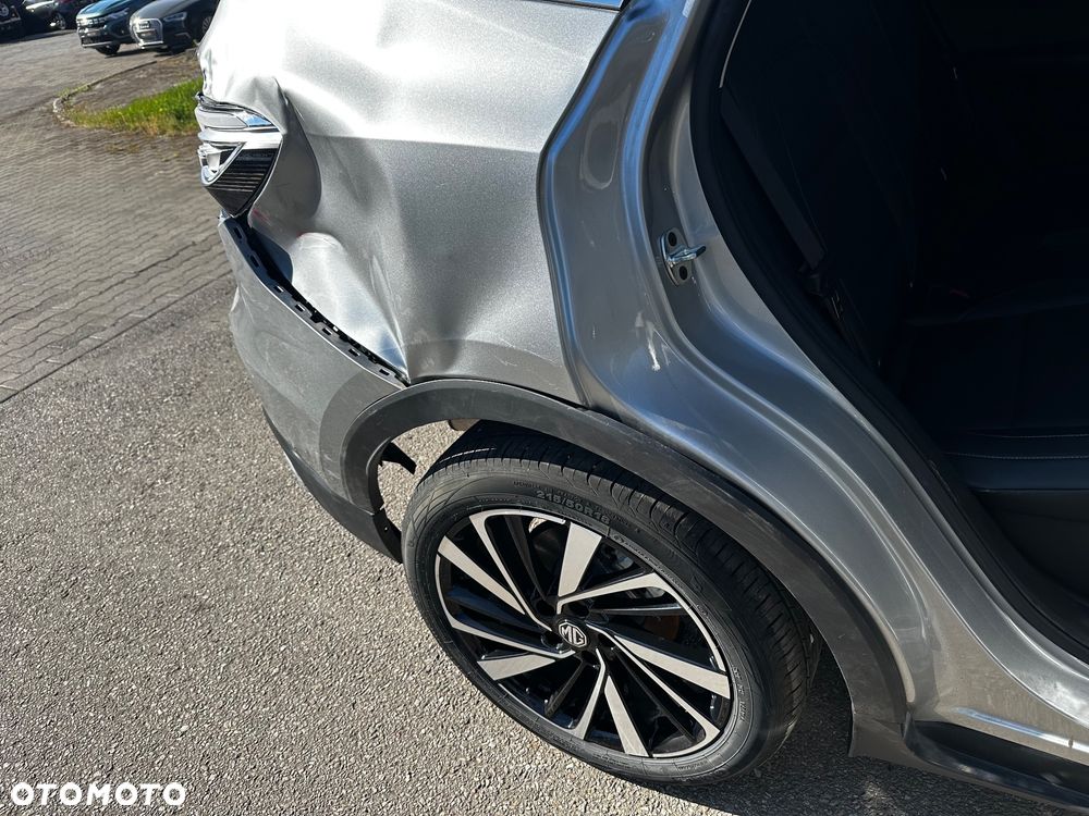 MG ZS Hybrid+ Luxury - 21