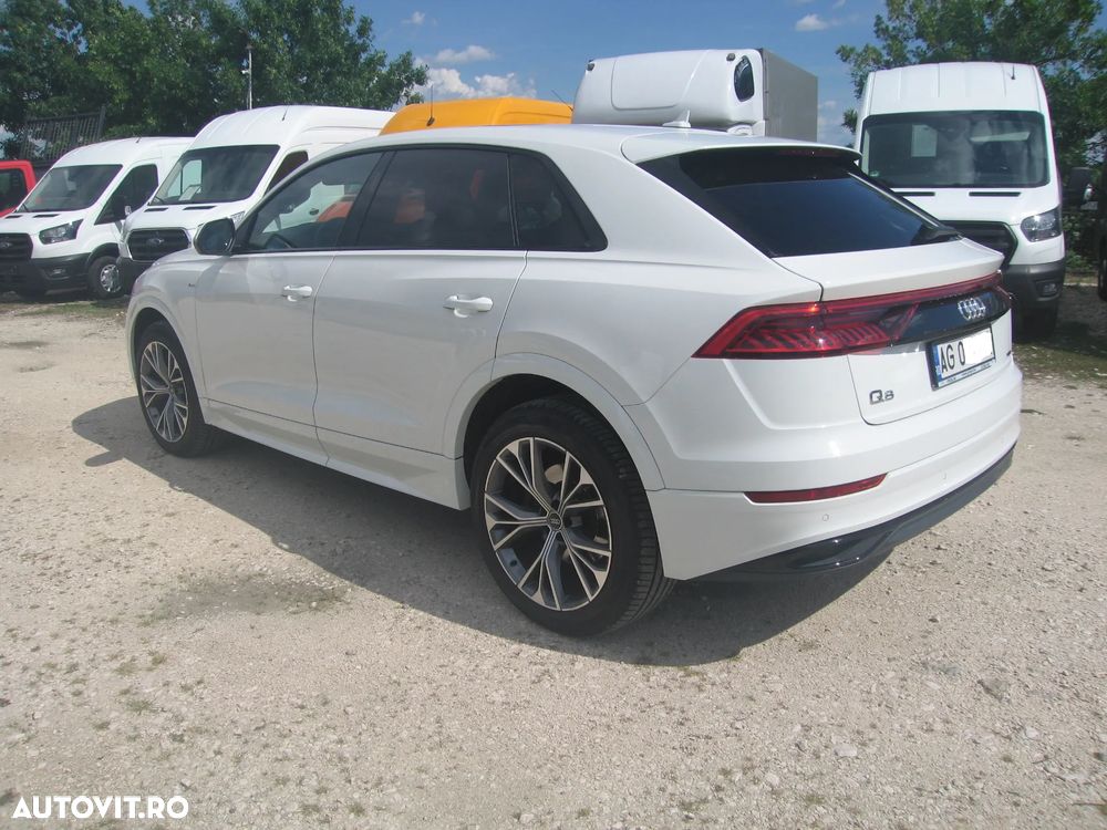 Audi Q8 - 6
