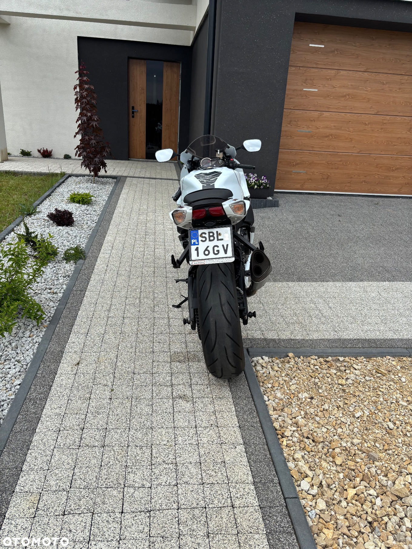 Suzuki GSX-R - 10