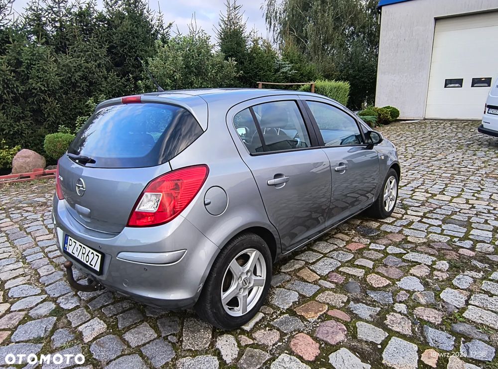 Opel Corsa 1.2 16V Enjoy - 4